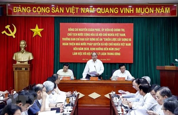 Chủ tịch nước Nguyễn Xuân Phúc phát biểu tại buổi làm việc. (Ảnh: Thống Nhất/TTXVN)