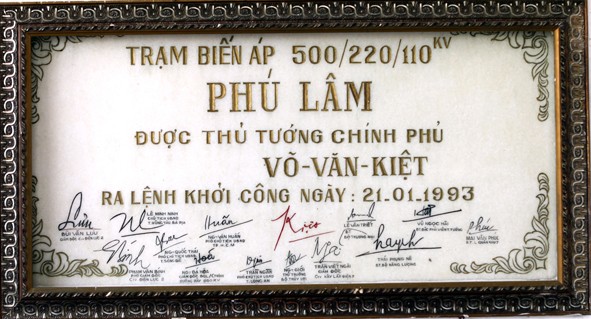 Bảng lưu bút ra lệnh khởi công xây dựng Trạm 500kV Phú Lâm (Thành phố Hồ Chí Minh)