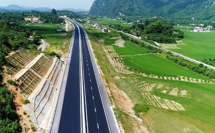 Đầu tư cao tốc Hòa Bình - Mộc Châu giai đoạn 1 quy mô 2 làn xe. Ảnh minh hoạ: baochinhphu.vn