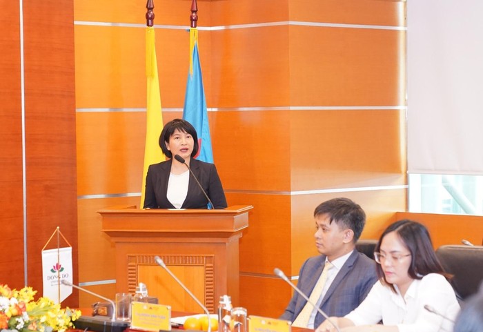 Bà Nguyễn Thúy Hạnh - Giám đốc Khối Khách hàng cá nhân mong muốn thương hiệu PVcomBank là lựa chọn hàng đầu của cán bộ và sinh viên Trường Đại học Đông Đô.
