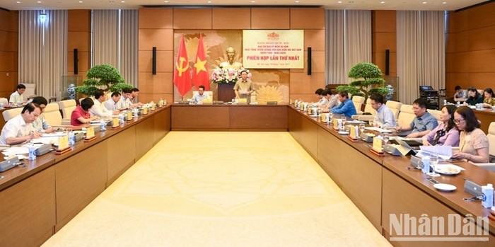 Quang cảnh phiên họp lần thứ nhất Ban Chỉ đạo kỷ niệm 80 năm Ngày Tổng tuyển cử đầu tiên. (Ảnh: Duy Linh)