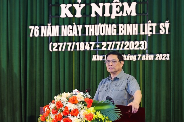 Thủ tướng Phạm Minh Chính nhấn mạnh: Quan tâm chăm sóc, nâng cao đời sống vật chất và tinh thần của thương binh, bệnh binh, gia đình liệt sĩ và người có công với cách mạng là chủ trương, quan điểm nhất quán của Đảng, Nhà nước ta, là đạo lý truyền thống của dân tộc ta. Ảnh: VGP/Nhật Bắc