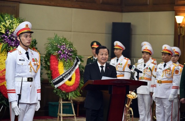 Đồng chí Lê Minh Khái: Sự ra đi của đồng chí Lê Văn Thành là một tổn thất lớn đối với Đảng, Nhà nước, Nhân dân ta và gia quyến. Ảnh VGP/Đức Tuân