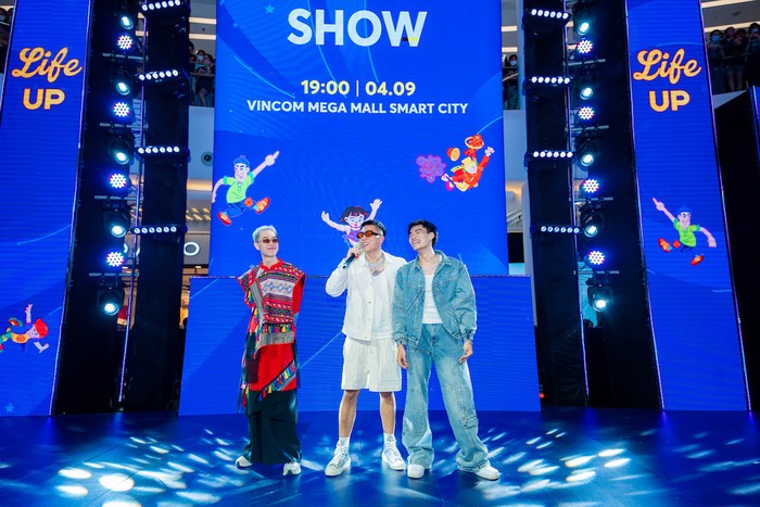 Bộ ba tài năng lọt vào chung kết Rap Việt Mùa 3 đã mang đến một đêm nhạc “LifeUP Show” sôi động bậc nhất tại Vincom Mega Mall Smart City.