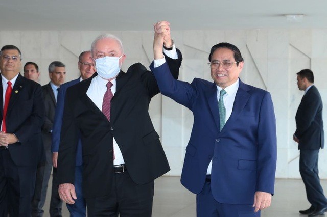 Tổng thống Brazil Luiz Inacio Lula da Silva và Thủ tướng Phạm Minh Chính. Ảnh: VGP/Nhật Bắc