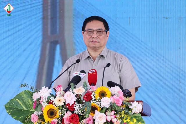 Thủ tướng Chính phủ Phạm Minh Chính phát biểu chỉ đạo tại buổi Lễ khởi công.