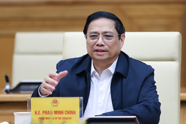 Thủ tướng đề nghị NVIDIA xác định tầm nhìn chiến lược, lâu dài trong việc hợp tác, đồng hành, hỗ trợ Việt Nam xây dựng, thực hiện chiến lược bán dẫn quốc gia... Ảnh: VGP/Nhật Bắc