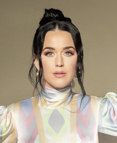 Katy Perry là nữ nghệ sĩ có đĩa hát bán chạy nhất trong lịch sử của hãng thu Capitol Records (Mỹ) và là một trong những nghệ sĩ âm nhạc bán chạy nhất mọi thời đại (Ảnh: CAA)