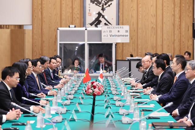 Hai Thủ tướng đánh giá cao những tiến triển tích cực trong nhiều dự án hợp tác kinh tế trọng điểm giữa hai nước thời gian qua. Ảnh: VGP/Nhật Bắc