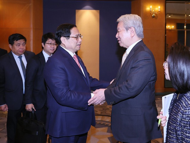 Thủ tướng Phạm Minh Chính và Chủ tịch JICA Tanaka Akihiko. Ảnh: VGP/Nhật Bắc