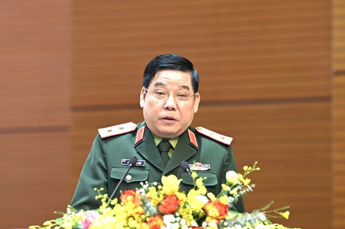 Trung tướng Nguyễn Văn Gấu, Phó Chủ nhiệm Tổng cục Chính trị Quân đội nhân dân Việt Nam.