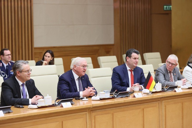 Tổng thống Đức Frank-Walter Steinmeier đánh giá cao sự phát triển kinh tế năng động của Việt Nam những năm qua. Ảnh: VGP/Nhật Bắc