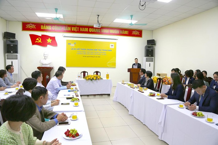 Ông Trương Việt Dũng – Giám đốc phát triển Ngân hàng ưu tiên PVcomBank phát biểu tại lễ ký kết