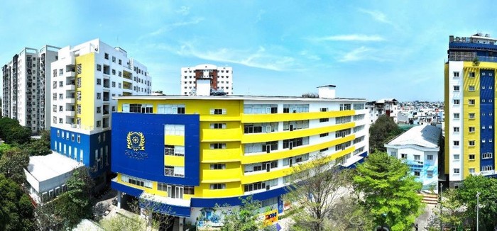 Trường Đại học Gia Định nằm gần ngay sân bay Tân Sơn Nhất. Ảnh: Hoàng Mến