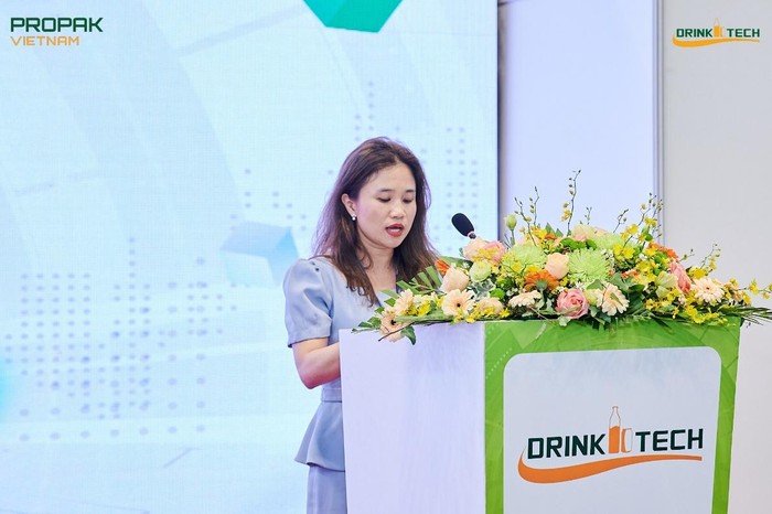 Bà Chu Thị Vân Anh - Phó chủ tịch kiêm Tổng thư ký Hiệp hội Bia Rượu Nước giải khát Việt Nam (VBA) chia sẻ tại sự kiện.