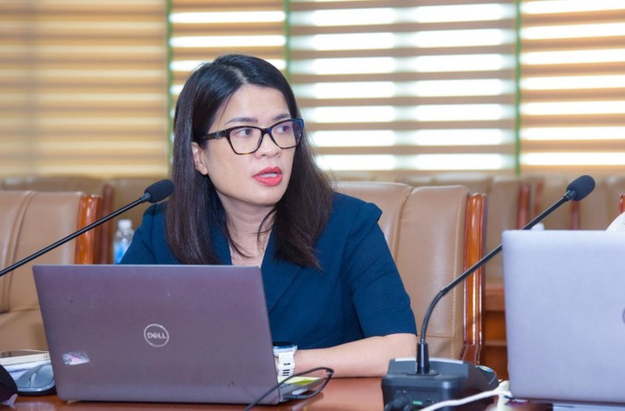 Thành viên Hội đồng quản trị Phạm Thị Thanh Hoài chủ trì Hội nghị cập nhật kết quả kinh doanh quý I/2024