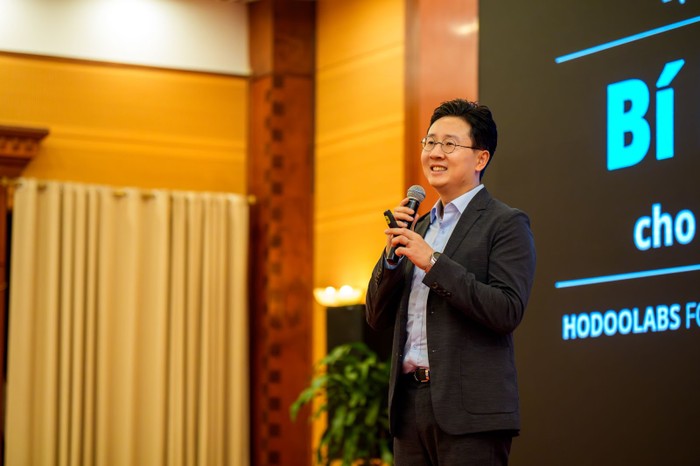 Ông Kim Min Woo - Founder &amp; CEO Hodoo labs chia sẻ tại sự kiện.