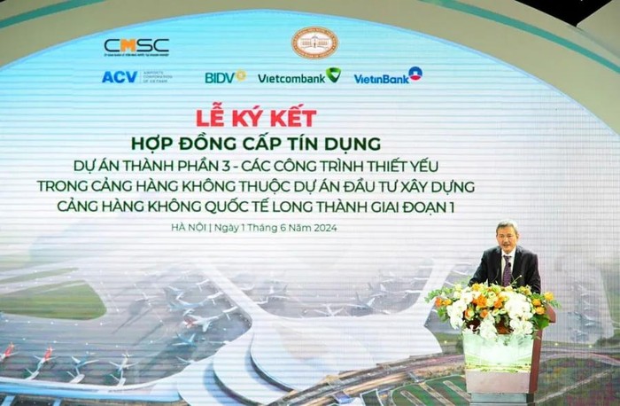 Ông Lại Xuân Thanh - Chủ tịch Hội đồng quản trị Tổng Công ty Cảng hàng không Việt Nam (ACV) phát biểu tại Lễ ký kết.