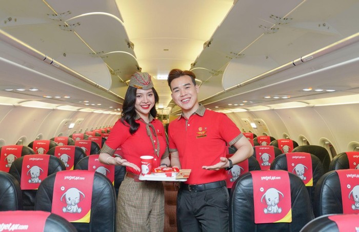 VJ cabin crew.jpg