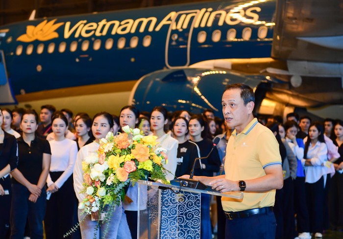 2-2. TGĐ Vietnam Airlines tham gia chỉ đạo và giám sát tại sự kiện.jpg