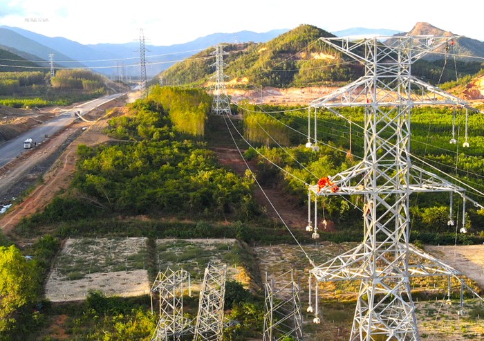 Di dời các vị trí giao chéo với cao tốc Vân Phong - Nha Trang.