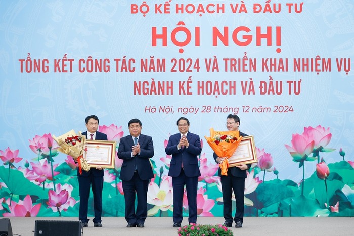 Thủ tướng: Ngành kế hoạch-đầu tư và thống kê tiếp tục phát huy tinh thần '5 tiên phong'- Ảnh 7.