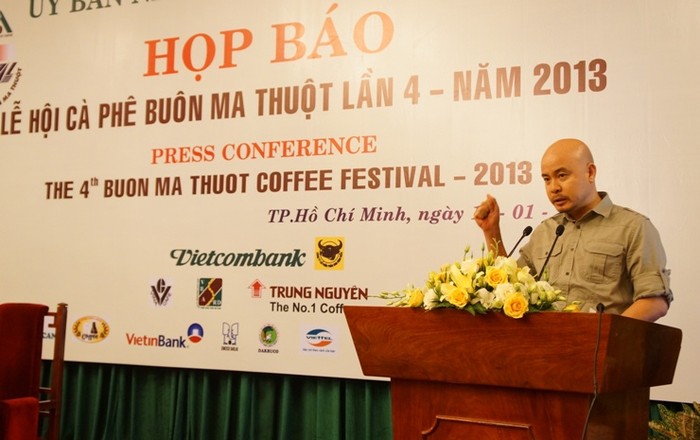 Ông Đặng Lê Nguyên Vũ - TGĐ Cà phê Trung nguyên phát biểu tại cuộc họp báo