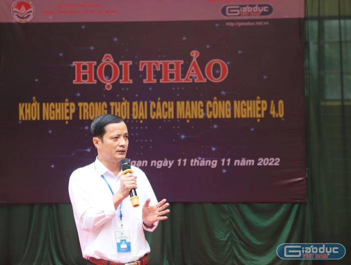 Thầy Nguyễn Minh Vỹ, Giám đốc Trung tâm Giáo dục nghề nghiệp - Giáo dục thường xuyên huyện Lục Ngạn (tỉnh Bắc Giang). Ảnh: M.T