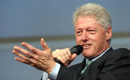 Cựu Tổng thống Mỹ B.Clinton là người truyền tải thông điệp “ngoại giao hạt gạo” với Việt Nam.