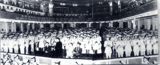 Lễ phong hàm cho lực lượng cảnh sát nhân dân do Bộ công an tổ chức tại Nhà hát lớn – Thành phố Hà Nội, ngày 22/12/1962.