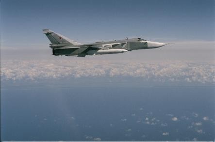 Máy bay tấn công ném bom Su-24 của Liên Xô.