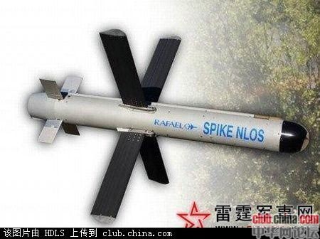 Tên lửa Spike có khả năng tấn công tàu bọc thép hạng nhẹ và cả máy bay trực thăng