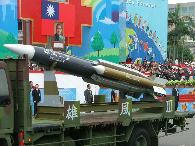Tên lửa hành trình Hùng Phong III được Đài Loan giới thiệu có thể tiêu diệt tàu sân bay