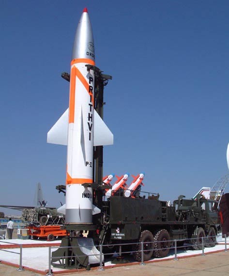 Tên lửa đạn đạo tầm gần Prihvi-2 của Ấn Độ.