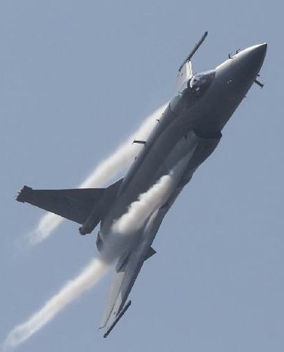 Máy bay chiến đấu hạng nhẹ JF-17 Thunder