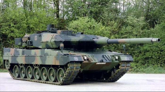 Xe tăng chiến đấu Leopard-2A6 do Đức chế tạo