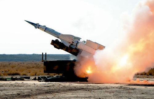 Tên lửa phòng không S-125 Pechora Syria