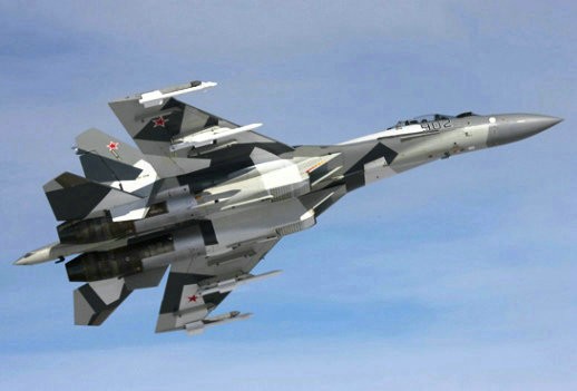 Máy bay chiến đấu đa năng Su-35 Nga