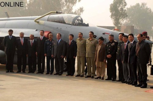 Không quân Pakistan đã trang bị 50 máy bay chiến đấu hạng nhẹ JF-17 Thunder