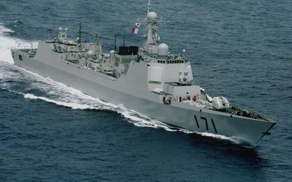 Tàu khu trục tên lửa Hải Khẩu số hiệu 171 Type 052C của Hạm đội Nam Hải, Hải quân Trung Quốc.