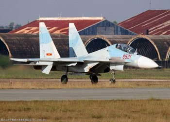 Máy bay chiến đấu Su-30MK2 của Không quân Việt Nam