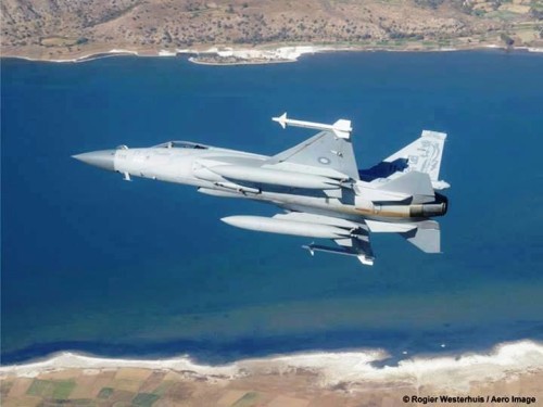 Máy bay chiến đấu JF-17 của Không quân Pakistan (nguồn mạng quân sự sina Trung Quốc)