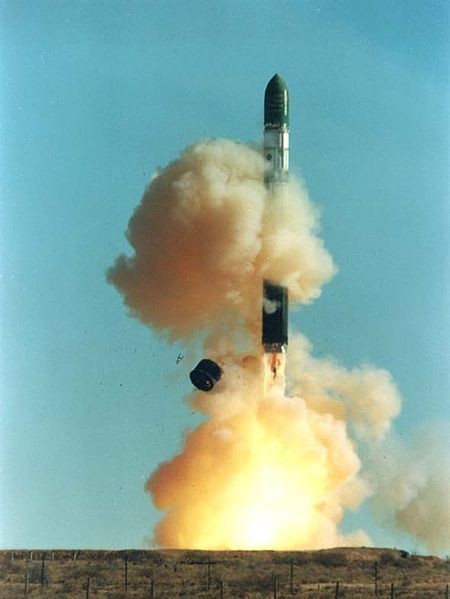 Tên lửa đạn đạo xuyên lục địa SS-18 do Liên Xô chế tao trong thời kỳ Chiến tranh Lạnh