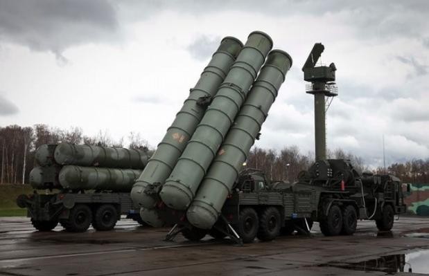 Tên lửa phòng không S-400 Nga (ảnh tư liệu minh họa)