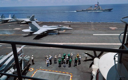 Tháng 8 năm 2011, tàu sân bay USS George Washington Hải quân Mỹ thăm Việt Nam (ảnh tư liệu)