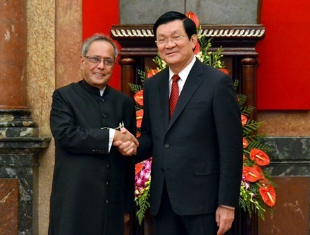 Tổng thống Ấn Độ Pranab Mukherjee thăm Việt Nam