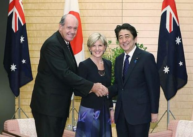 Tháng 6 năm 2014, Nhật Bản-Australia đạt được thỏa thuận về trang bị quốc phòng song phương.