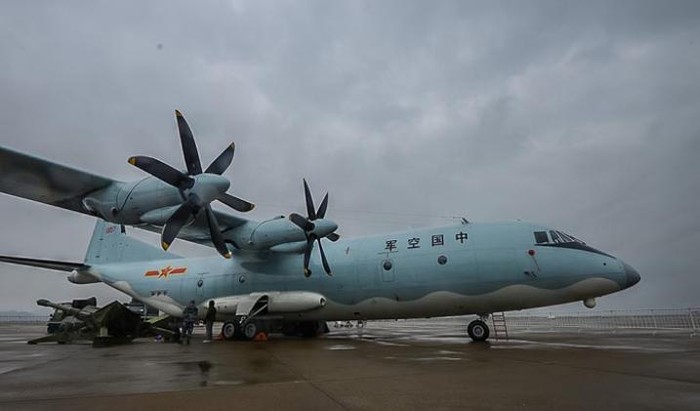 Máy bay vận tải Y-9 Trung Quốc