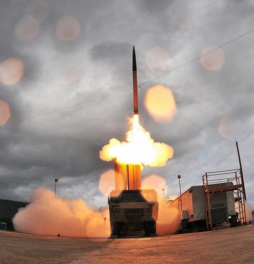 Mỹ thử nghiệm hệ thống phòng thủ tên lửa tầm cao đoạn cuối/THAAD (ảnh minh họa)