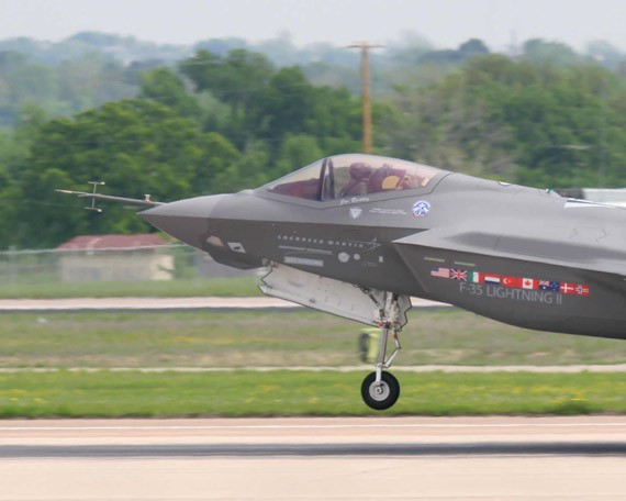 Máy bay chiến đấu F-35A Mỹ